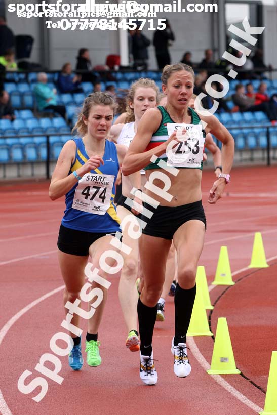 Senior womens1500 metres, Northern Senior and Under-20s Champs., SportsCity, Manchester. Photo: David T. Hewitson/Sports for All Pics